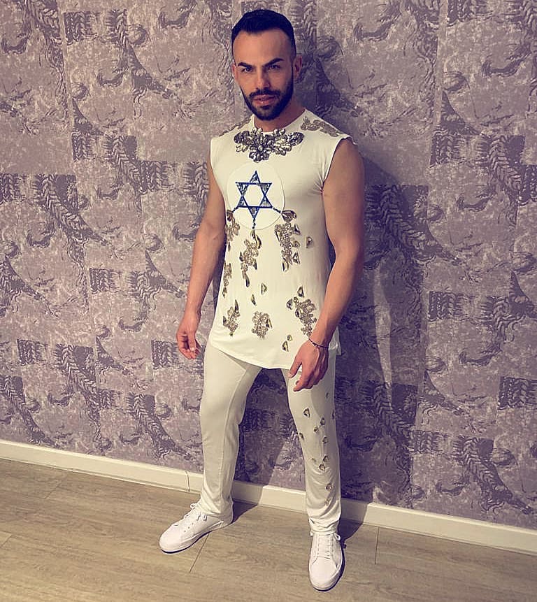 Slavko Kalezić u Tel Avivu Zanimljiv muzičko scenski nastup u jednom