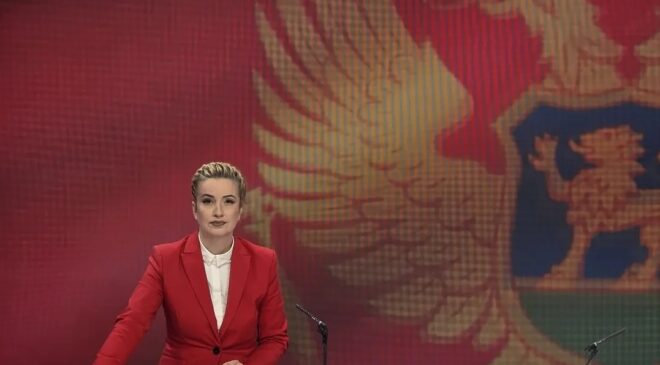 Svi su gledali Dnevnik, a komentarisali njen stil: Dragana Šundić pokazala snažan identitet Crnogorki
